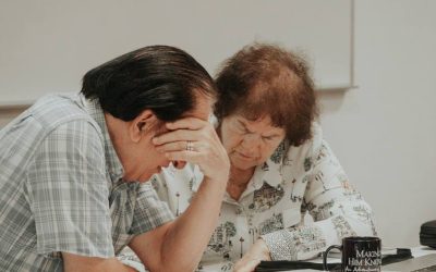 În timpul sesiunilor avem binecuvântarea de a asculta mărturiile din lucrările în care sunt implicați cei prezenți la sesiune.