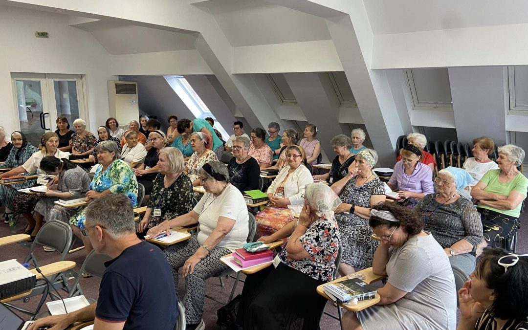 Tabăra dedicată femeilor văduve a început