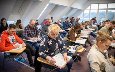 Mulțumim lui Dumnezeu pentru toți cei care participă la Sesiune nivelul III – Isaia, partea I